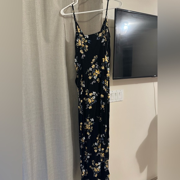 H&M Black Floral Maxi Dress - Picture 2 of 3
